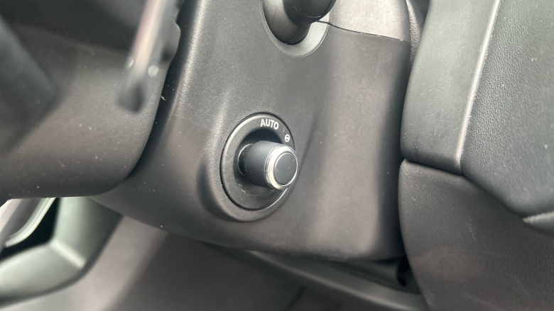 Land Rover Range Rover Velar 2.0 D200 R-Dynamic HSE 5dr Auto Diesel Estate